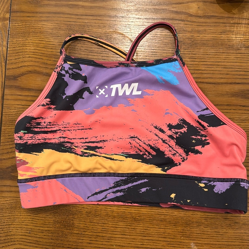 Sports bra
